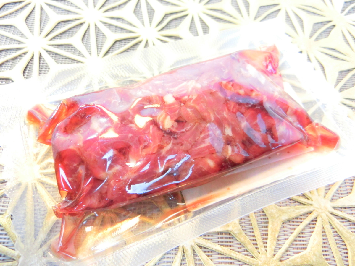 10【Max】桜ユッケ 馬刺し ユッケ 細切り 50g 冷凍 生食用 馬肉 真空パック ・馬刺ユッケ・_1食づつ個包装されており大変便利です。