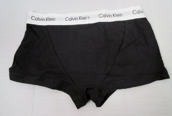 16 01062 ☆ Calvin Klein カルバンクライン ショートレッグボクサーブリーフ 3枚セット (サイズ：M、カラー：BLACK）【アウトレット品】_画像3