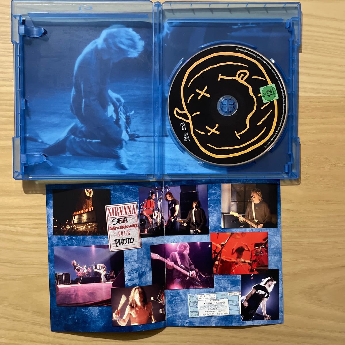 中古盤 輸入Blu-ray ニルヴァーナNirvana Live at the Paramount 24bit/96khz PCM Stereo, PCM 5.1 & DTS-HD 5.1 リージョンALL EU盤 2012_画像9