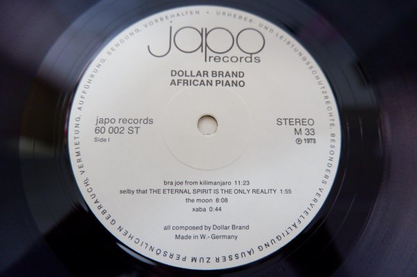 J2-021＜LP/独盤/美品＞ダラー・ブランド Dollar Brand / African Piano_画像4