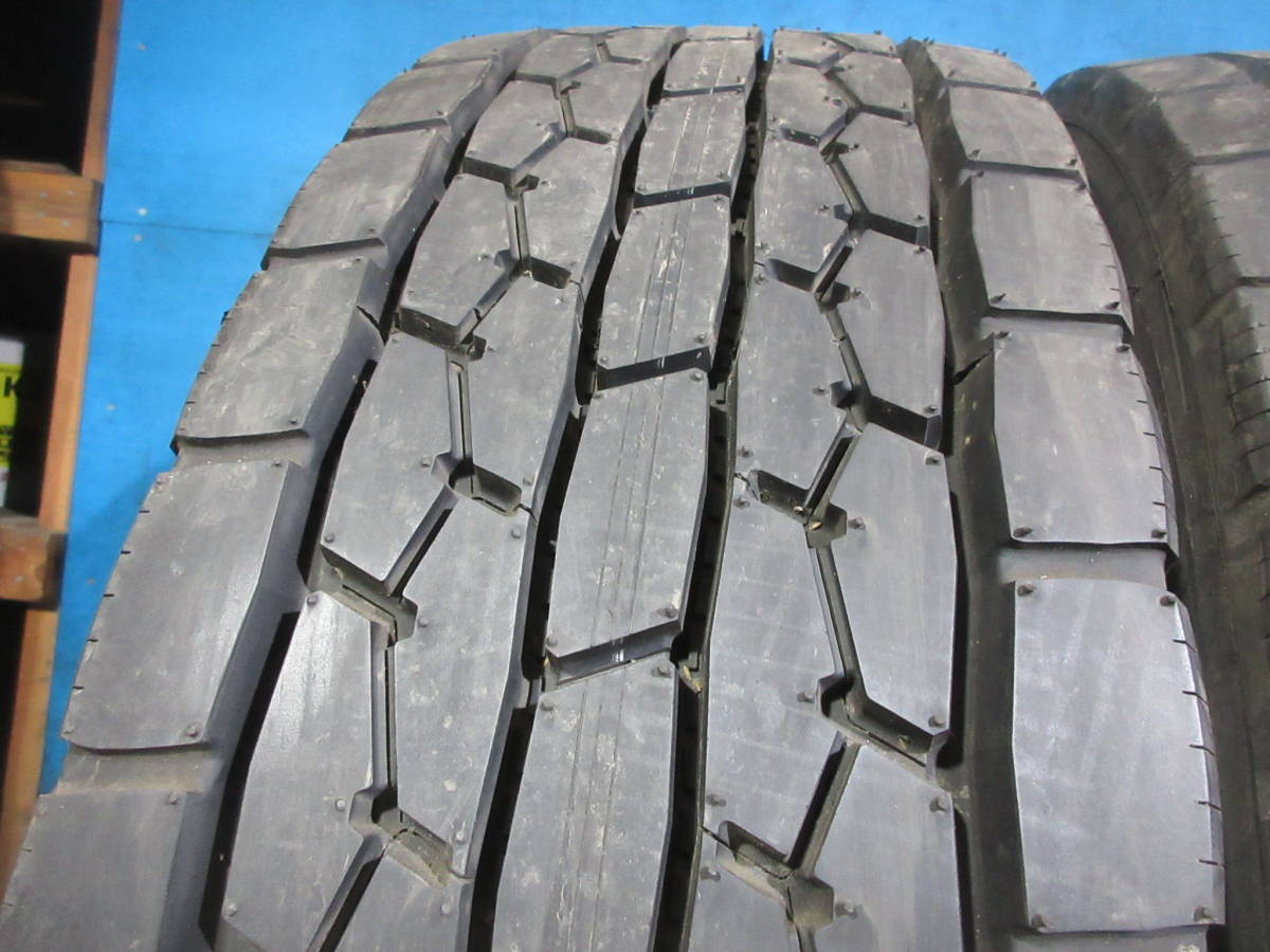 22.5 ダンロップ エナセーブ DUNLOP ENASAVE SP688 275/80R22.5 151/148J 2本Set №06377 室内保管 中古 トラックタイヤ 夏タイヤ MIX_画像2