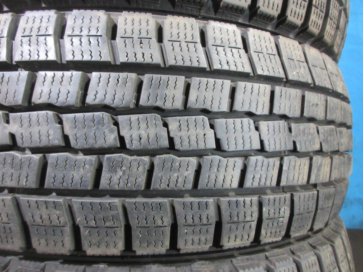 17.5 ダンロップ DUNLOP SPLT02 225/60R17.5 116/114L LT 冬4本 №06534 室内保管 中古 スタッドレス 小型トラックタイヤ ダイナ デュトロ_画像6