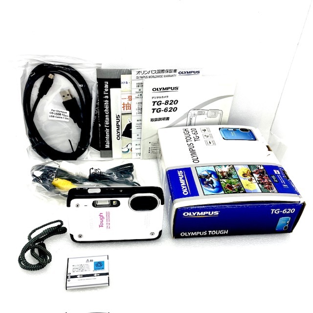 OLYMPUS デジタルカメラ TG-620 1200万画素 5m防水 ホワイト TG-620 WHT 中古品_画像1