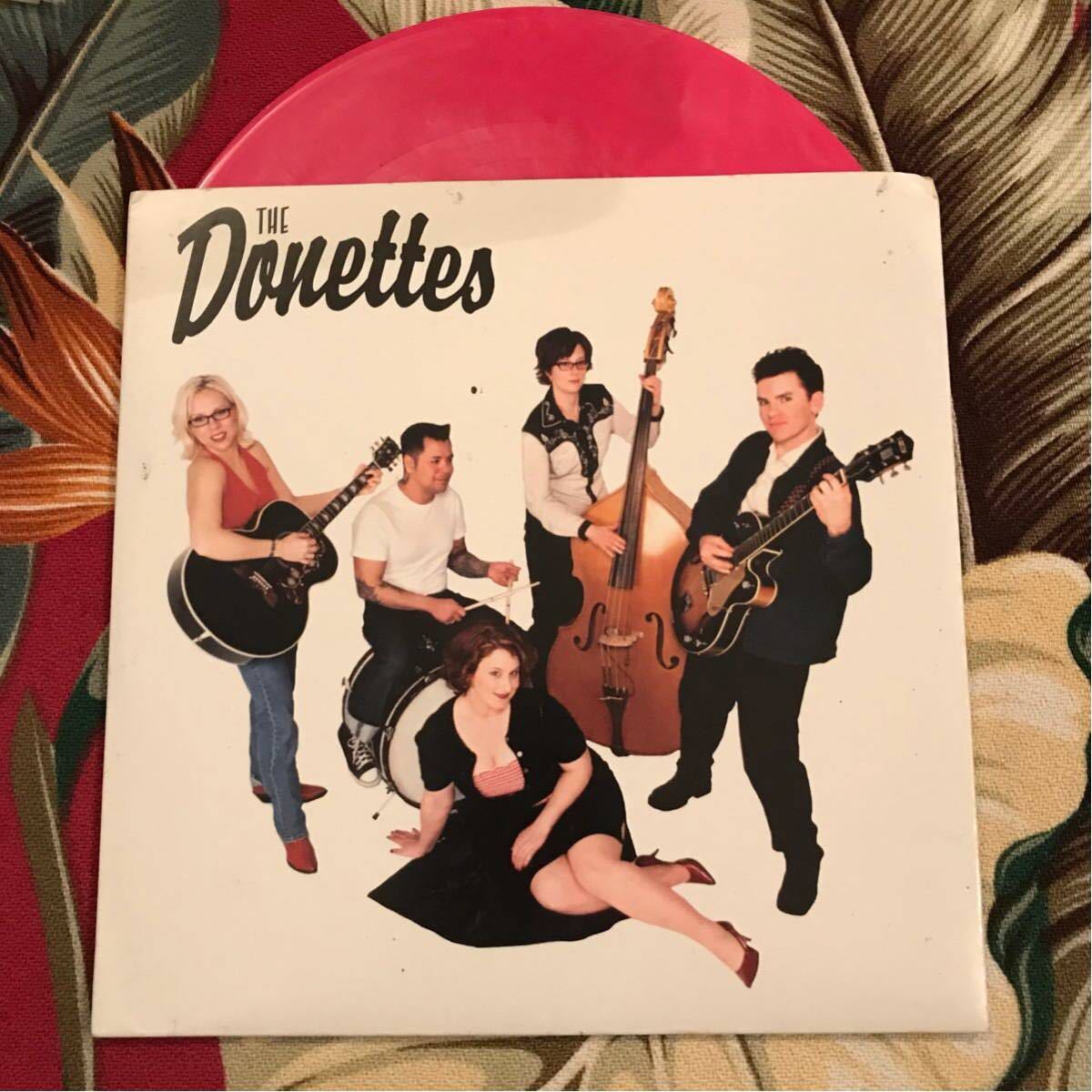 THE DONETTES 7inch STRAIGHT SHOOTIN’ DADDY 2001 US ロカビリー_画像1