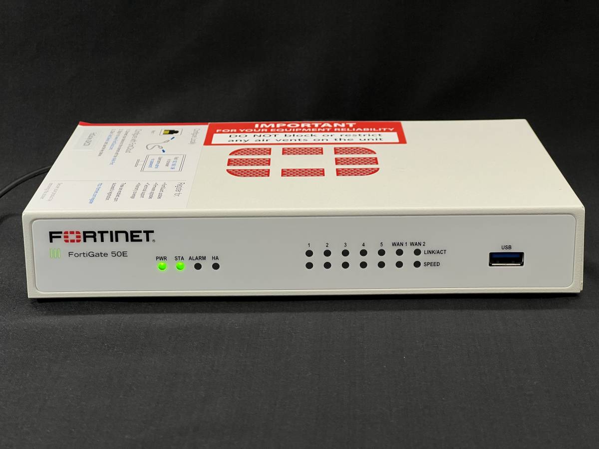 □【通電のみ確認】 Fortinet FORTIGATE-50E FG-50E UTM セキュリティルーター ACアダプタ WA-24Q12R □ W04-1122_画像2