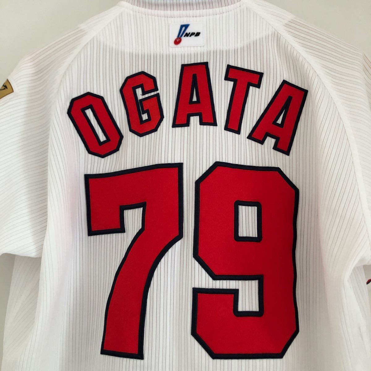広島東洋カープ 緒方孝市選手 復刻ユニフォーム 37番 初期の番号 広島東洋カープ 緒方孝市選手 復刻ユニフォーム 37番 初期の番号