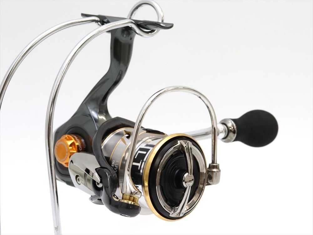 ダイワ ルビアス LT2500 S-DH ダブルハンドル DAIWA LUVIAS A2903_画像2