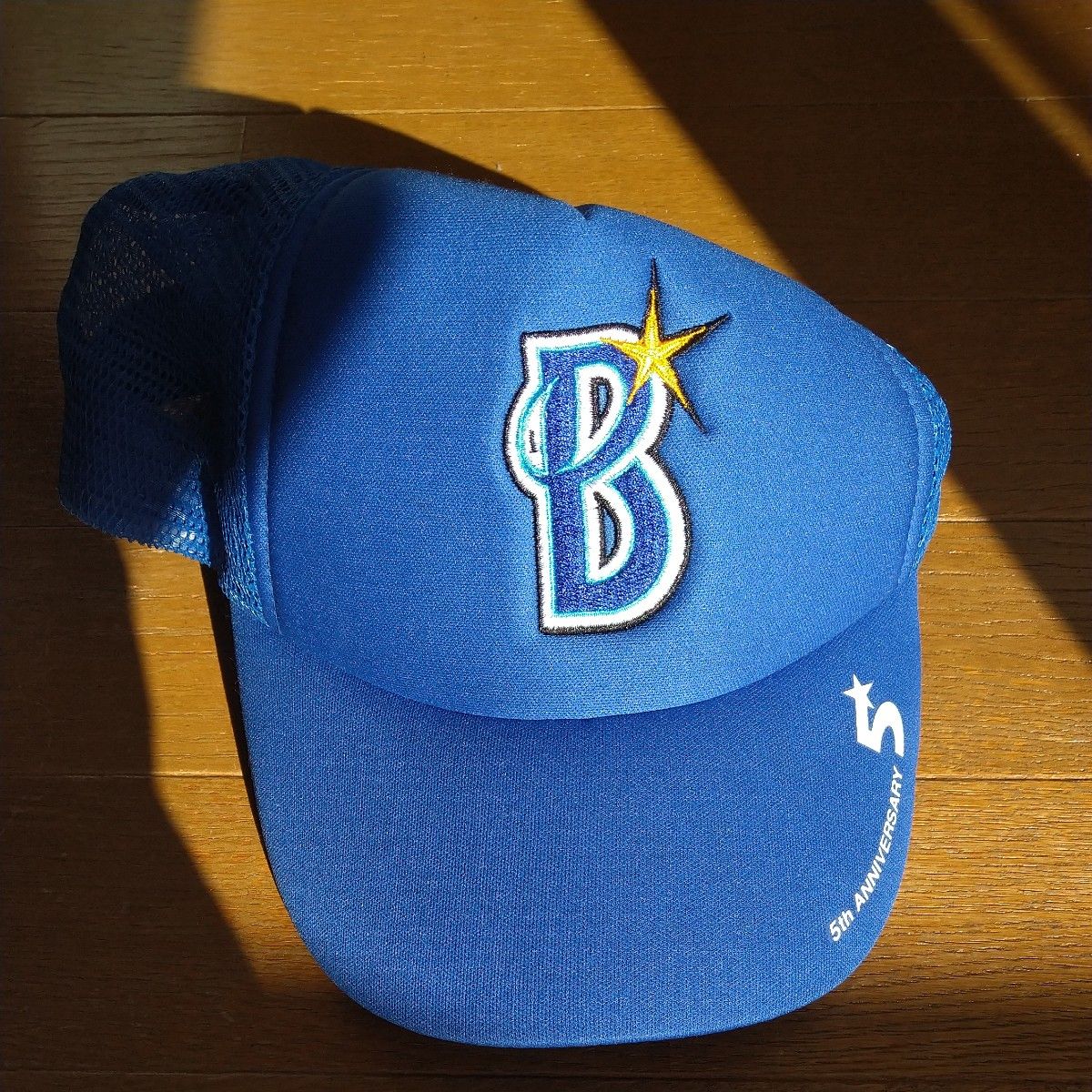 横浜ベイスターズキャップ　野球帽　帽子キャップ　メッシュキャップ