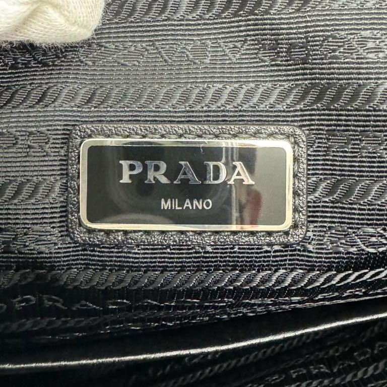 超美品 PRADA プラダ クラッチバッグ セカンドバッグ 黒 超美品 PRADA プラダ クラッチバッグ セカンドバッグ 黒