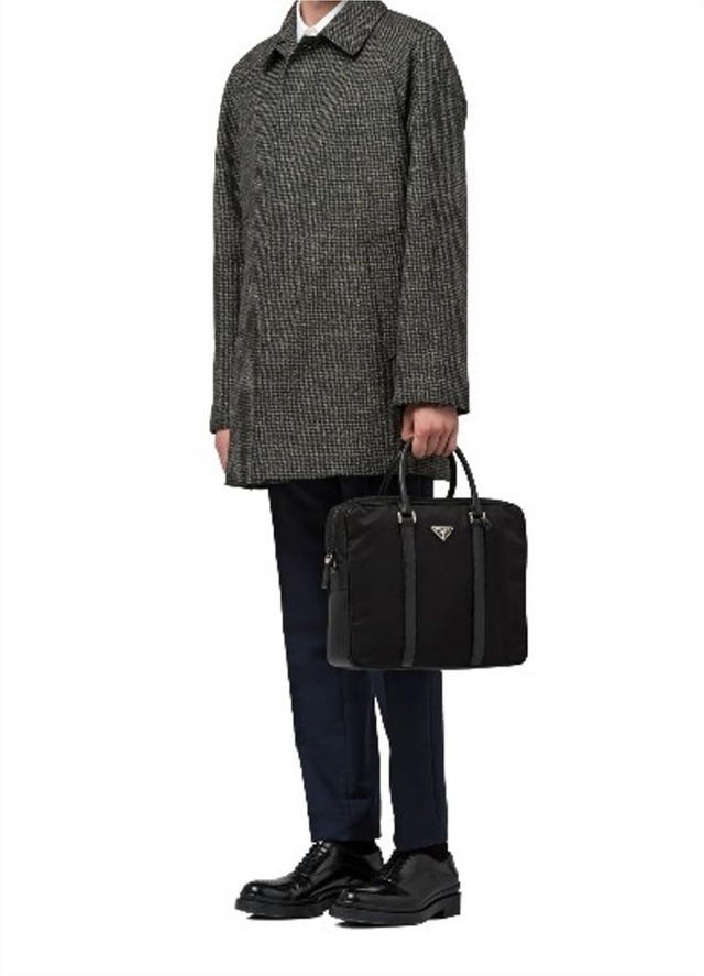 定番20万 PRADA プラダ A4対応ビジネス可 男女可 サフィアーノ 定番20万 PRADA プラダ A4対応ビジネス可 男女可 サフィアーノ