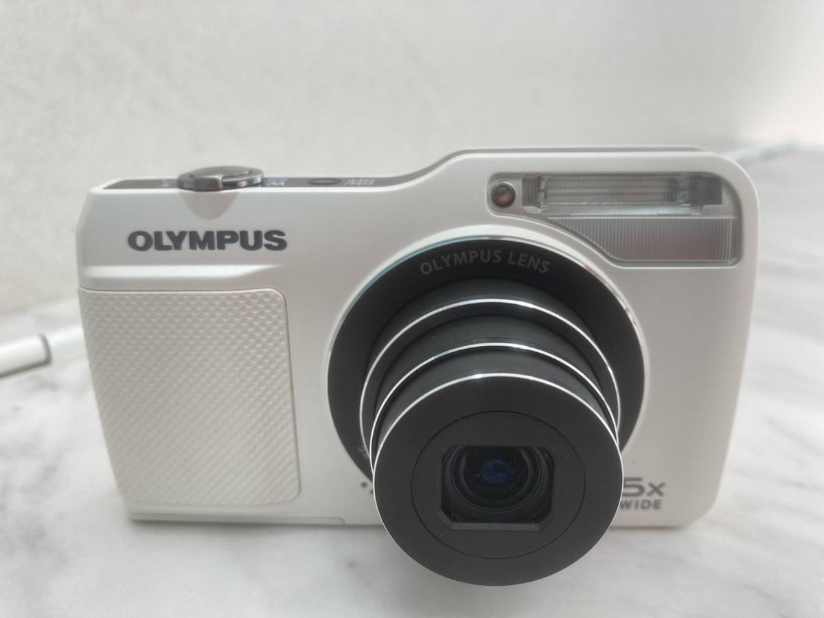 F6337 1円～ オリンパス Olympus VG-170 ホワイト 5x Wide コンパクトデジタルカメラ 動作確認済み_画像2