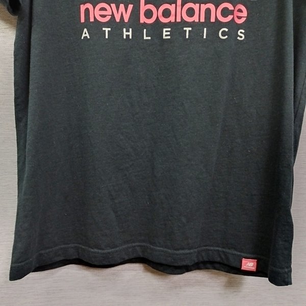 K202 New Balance 半袖 カットソー S ブラック エッセンシャルズ アイコン ラインナップ アーカイブ 広告 プリント メンズ ニューバランス_画像5