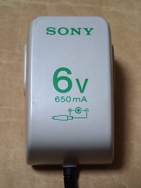 〈 SONY ポータブルテープレコーダー watchman 用 ACアダプター AC-D4L 〉_画像2