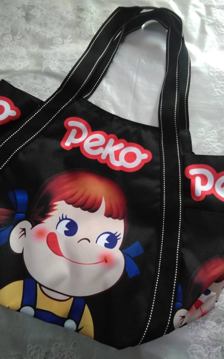 ☆レディース☆PEKO ☆ 可愛い！ペコちゃん♪サイドにもお顔付きトートバッグ&ポーチの２点セットです(o^―^o)サイズ35×50cm☆新品☆_画像2