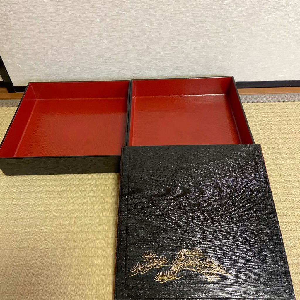 お重　二段　おせち料理　お正月　お節　木製 ？　美品　お弁当　松　当時物　長期保管_画像1