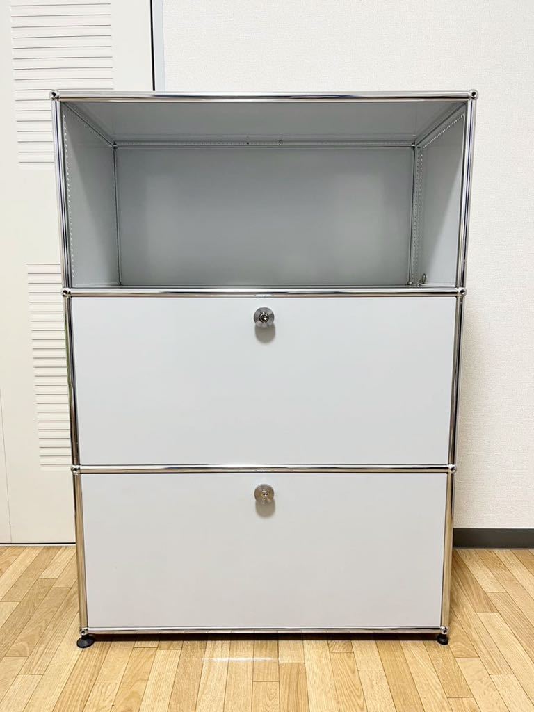 【高級家具】美品　USM Haller ハラーシステム　キャビネット　ライトグレー　３段　収納家具_画像1