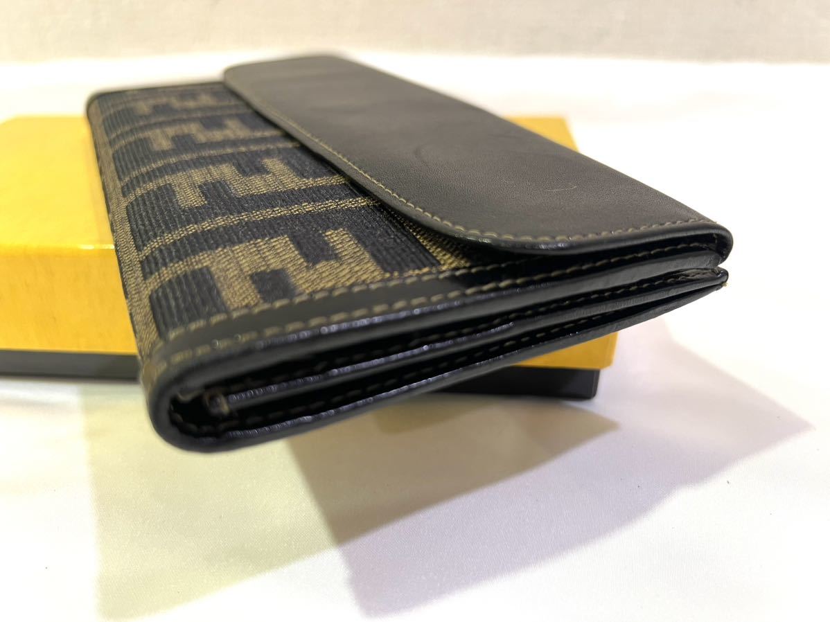 【美品】 FENDI フェンディ 長財布 札入れ ズッカ柄 元箱あり 60サイズ（124）_画像5