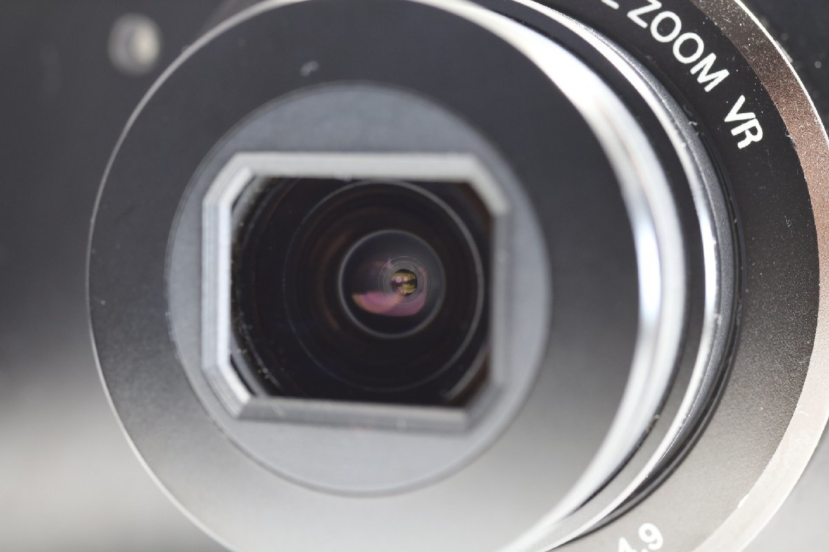 《動作保証》 Nikon ニコン COOLPIX P300 クールピクス 光学4.2倍 1220万画素 開放F値1.8 デジタル カメラ バッテリー 充電器 SDカード付_画像9
