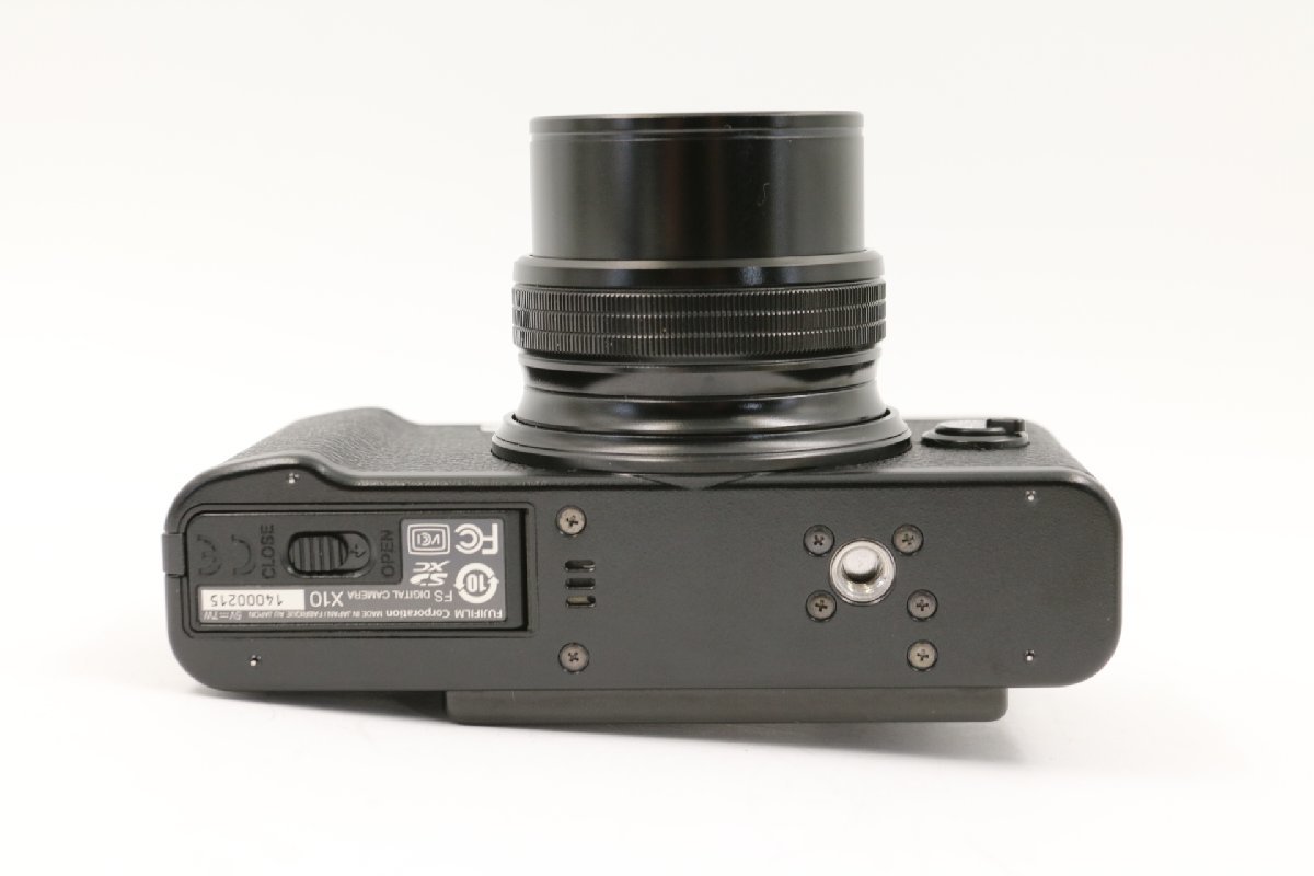 《動作保証》 富士フィルム Fujifilm X10 12.0MP コンパクト デジタル カメラ 純正バッテリー 充電器 SDカード付_画像7