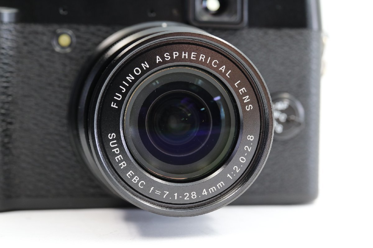 《動作保証》 富士フィルム Fujifilm X10 12.0MP コンパクト デジタル カメラ 純正バッテリー 充電器 SDカード付_画像9