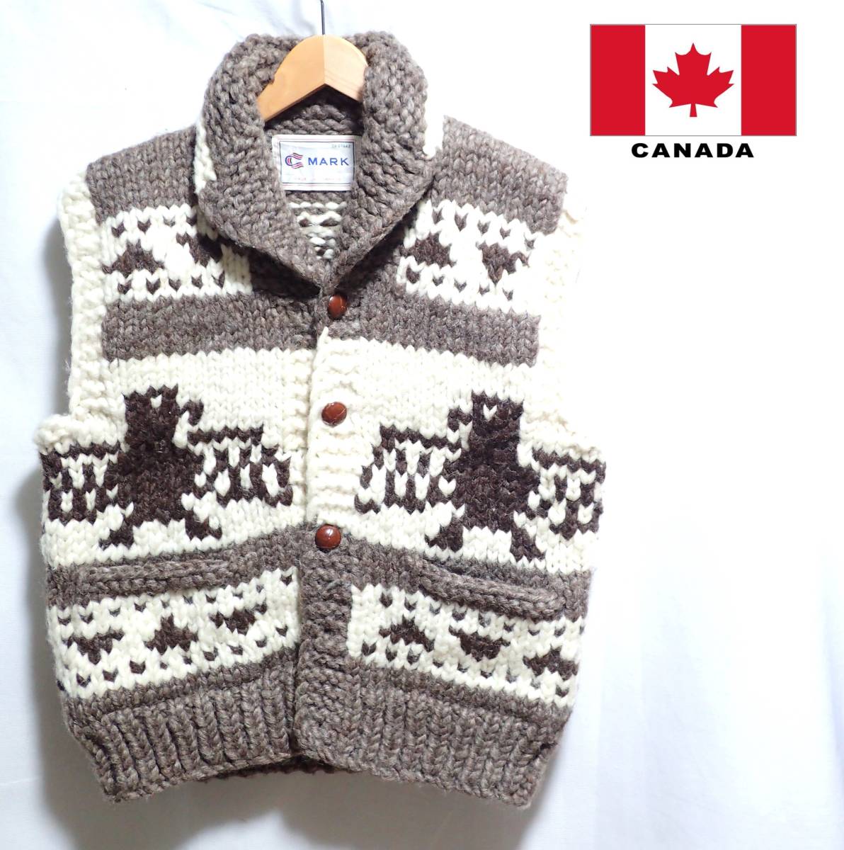 ☆カナダ製・肉厚カウチン　☆C MARK　☆CANADA　☆サンダーバード柄　☆肉厚　☆カウチンベスト　_画像1