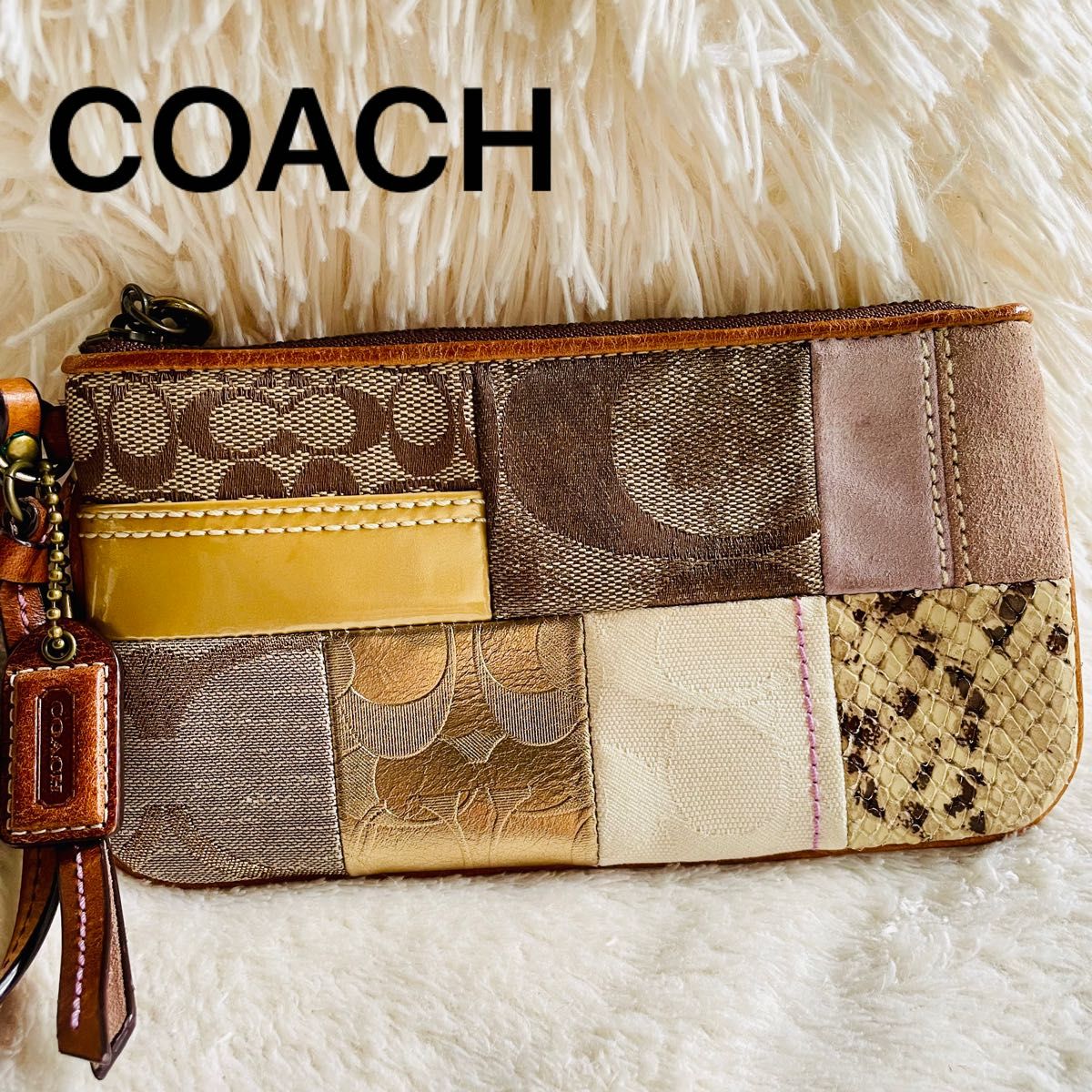 最終価格です！COACH コーチ ポーチ リストレット　パッチワーク柄　レディース ブランド 小物 ミニポーチ