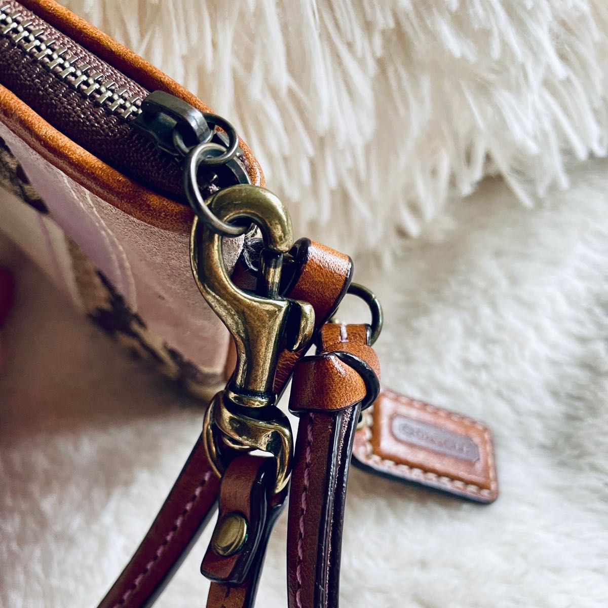 最終価格です COACH コーチ ポーチ リストレット パッチワーク柄 最終価格です COACH コーチ ポーチ リストレット パッチワーク柄