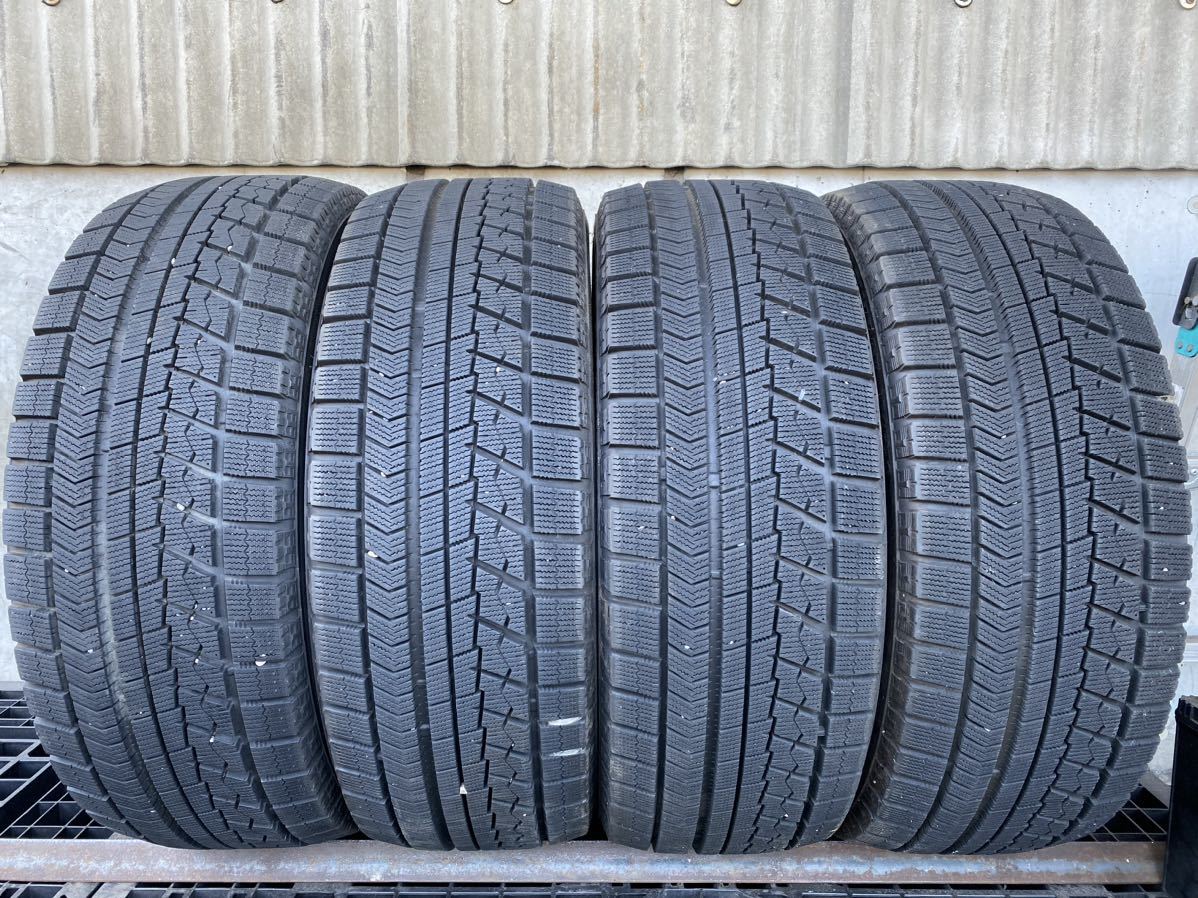 N3162　送料無料☆深溝スタッドレス　BRIDGESTONE ブリヂストン BLIZZAK VRX　225/55R18 98Q　4本価格　2018年製_画像1