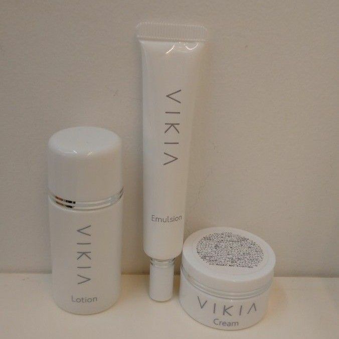 クオレ VIKIA 基礎化粧品、トラベルセット、タイムコネクトエッセンス