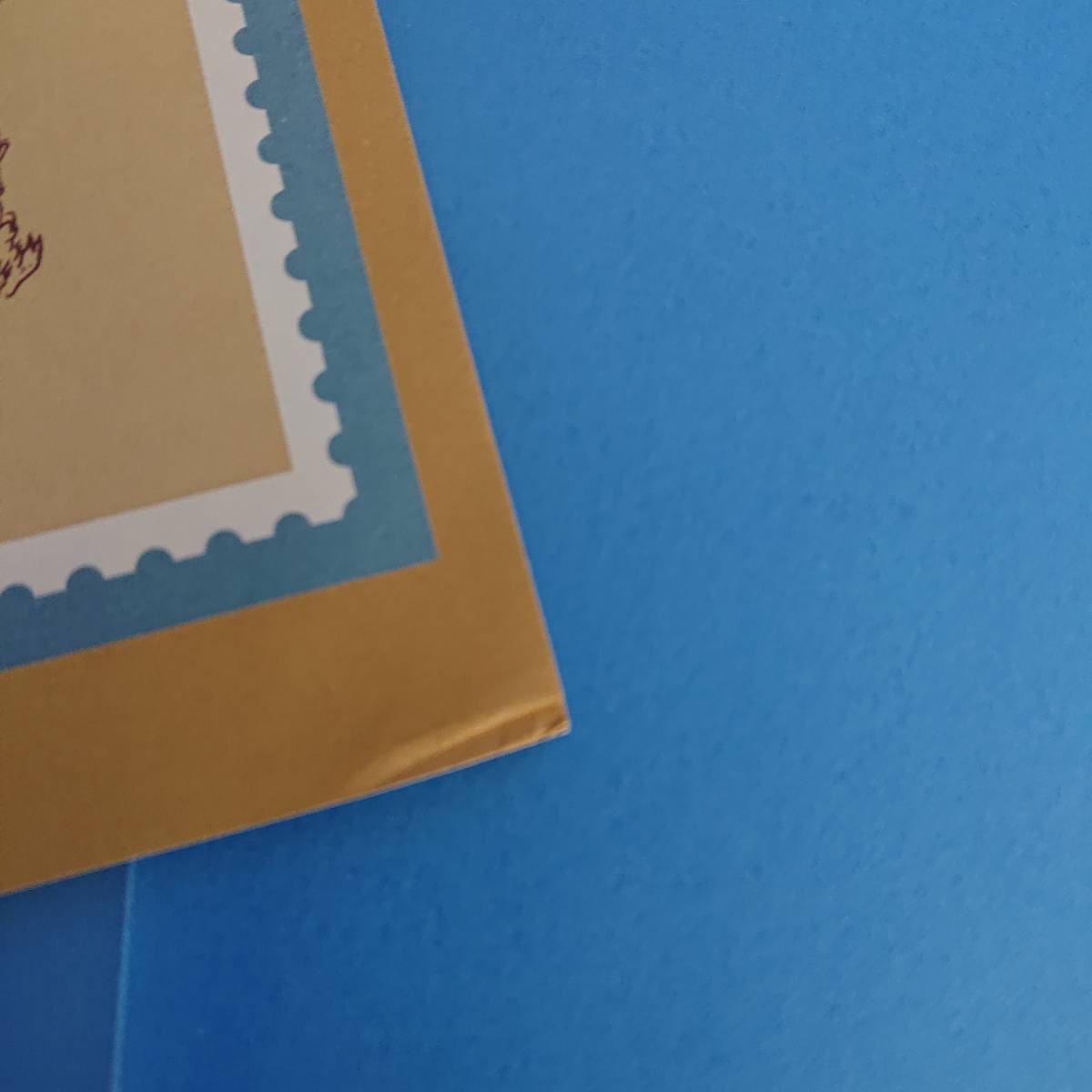 ◇ 郵便切手の歩みシリーズ第６集 80円切手_解説の右下に折れ見られます。