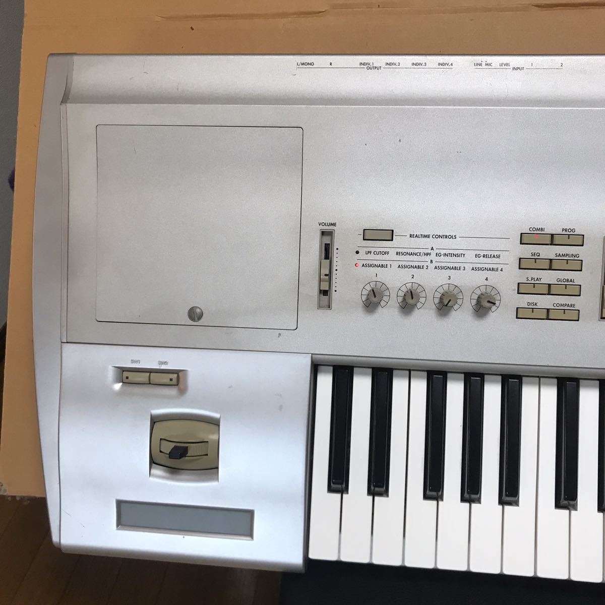 KORG TRITON STUDIO シンセサイザー|Yahoo!フリマ(旧PayPay KORG TRITON STUDIO シンセサイザー|Yahoo!フリマ(旧PayPay
