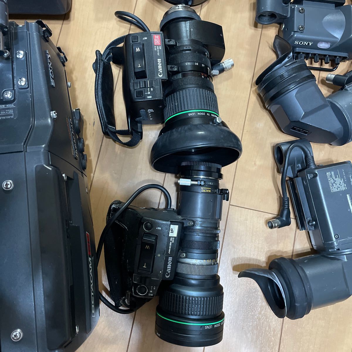【動作未確認 まとめて】SONY CANON Panasonic 業務用 カメラ モニター　カメラレンズ　ジャンク品　BVW-400A BVW-200 DNW-90 DVW-790WS等_画像5