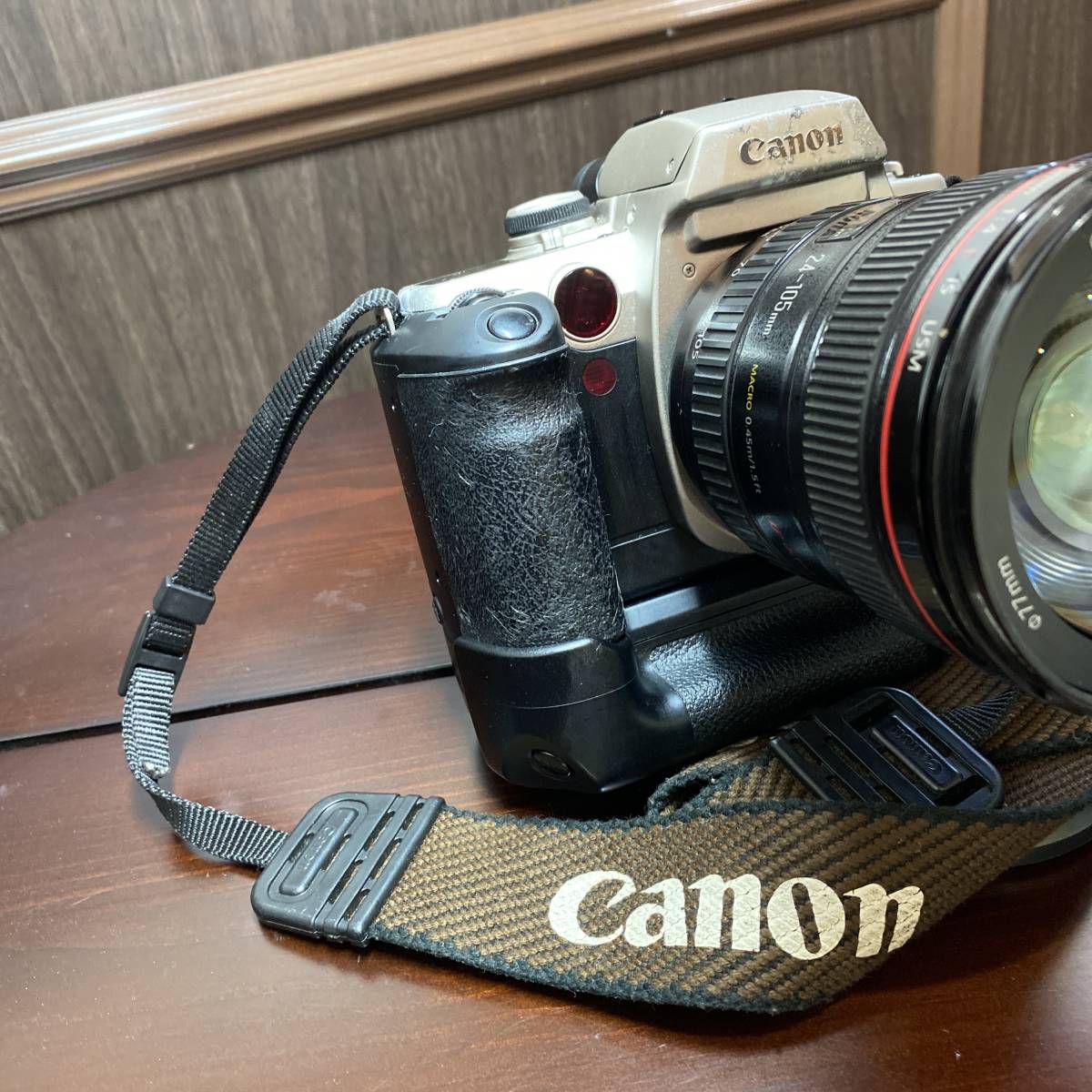 Canon EOS 55 レンズ付き EF LENS 24−105mm1:4 L _画像5