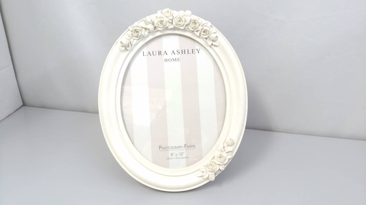 【美品】LAURA ASHLEY HOME ローラアシュレイ ホーム フォトフレーム/ホワイト/楕円/スタンド&壁掛/写真立て/約32×26×1.5cm/06KO110803-8_画像1