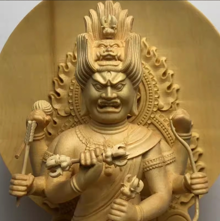 至極の木工 総檜材 木彫仏像 仏教美術 精密細工 仏師で仕上げ品 愛染