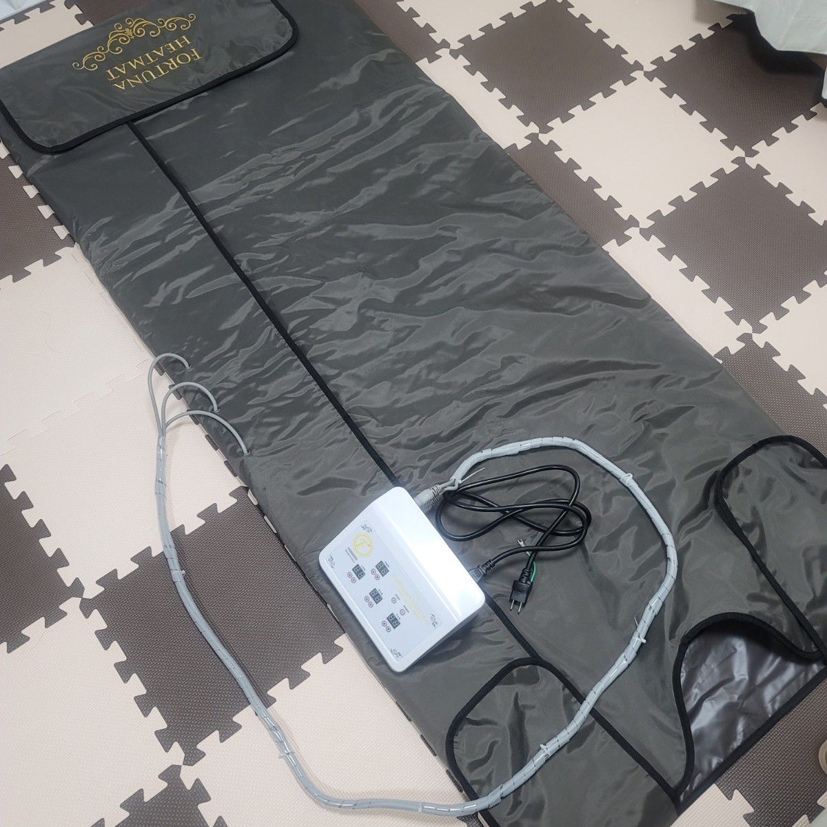遠赤外線ヒートマット三つ折りタイプ FORTUNA HEATMAT カーボン 遠赤外線ヒートマット三つ折りタイプ FORTUNA HEATMAT カーボン