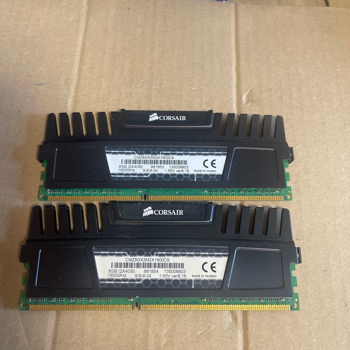 (391)CORSAIR CMZ8GX3M2A1600C9 DDR3 1600 4GB×2枚_画像1