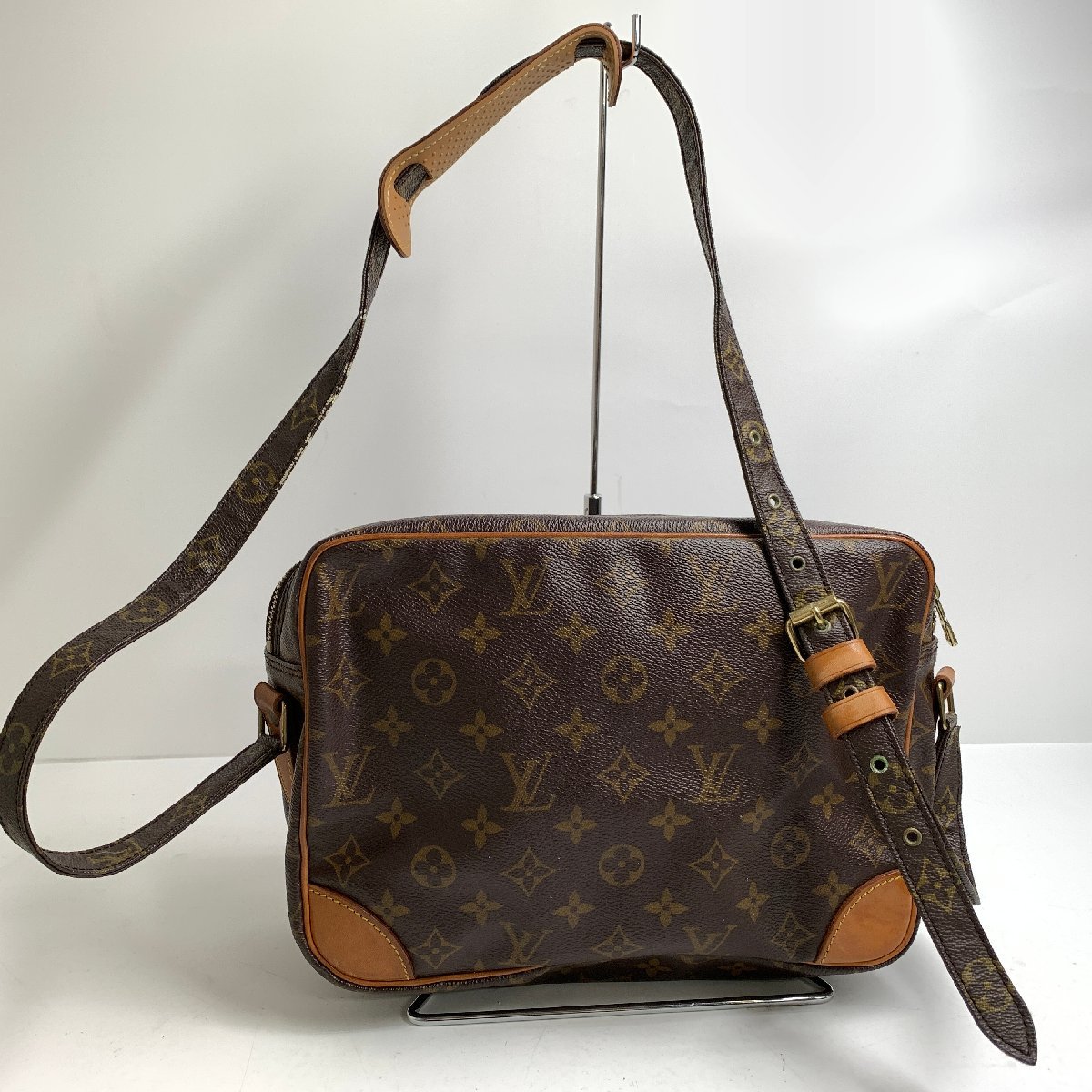 f001 C2 LOUIS VUITTON ルイヴィトン モノグラム ナイル クロスボディ ショルダーバッグ キャンバス_画像2