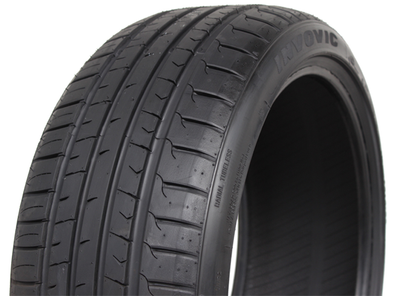 215/40R18 89W XL INVOVIC EL601 21年製 送料無料 4本税込 \22,000より 3_画像2