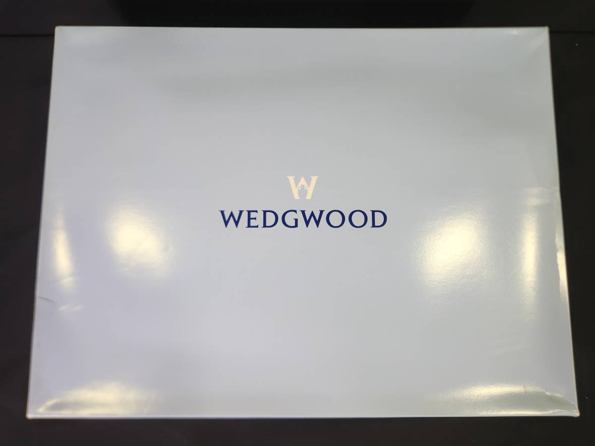 □[未使用品]WEDG WOOD ウェッジウッド 合織肌掛布団 シングル 150×200 西川産業 WW2540 AHL5552000 グリーンの画像2