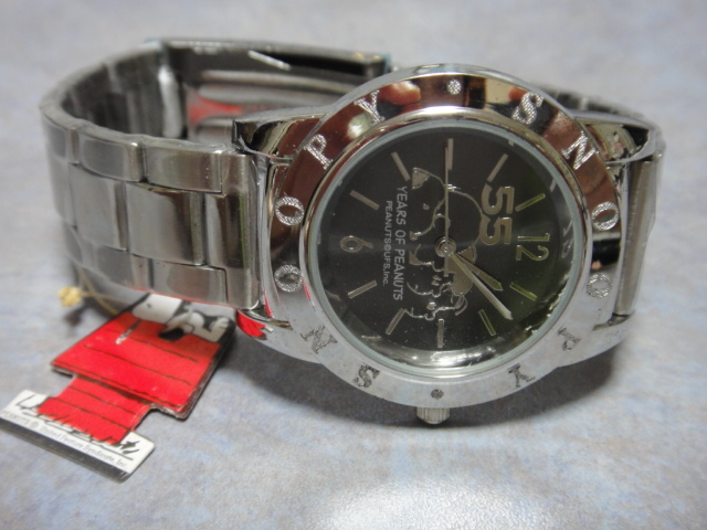ジャンク品 腕時計 55 YEARS OF PEANUTS SNOOPY SN283-03 電池切れ 動作未確認_画像4