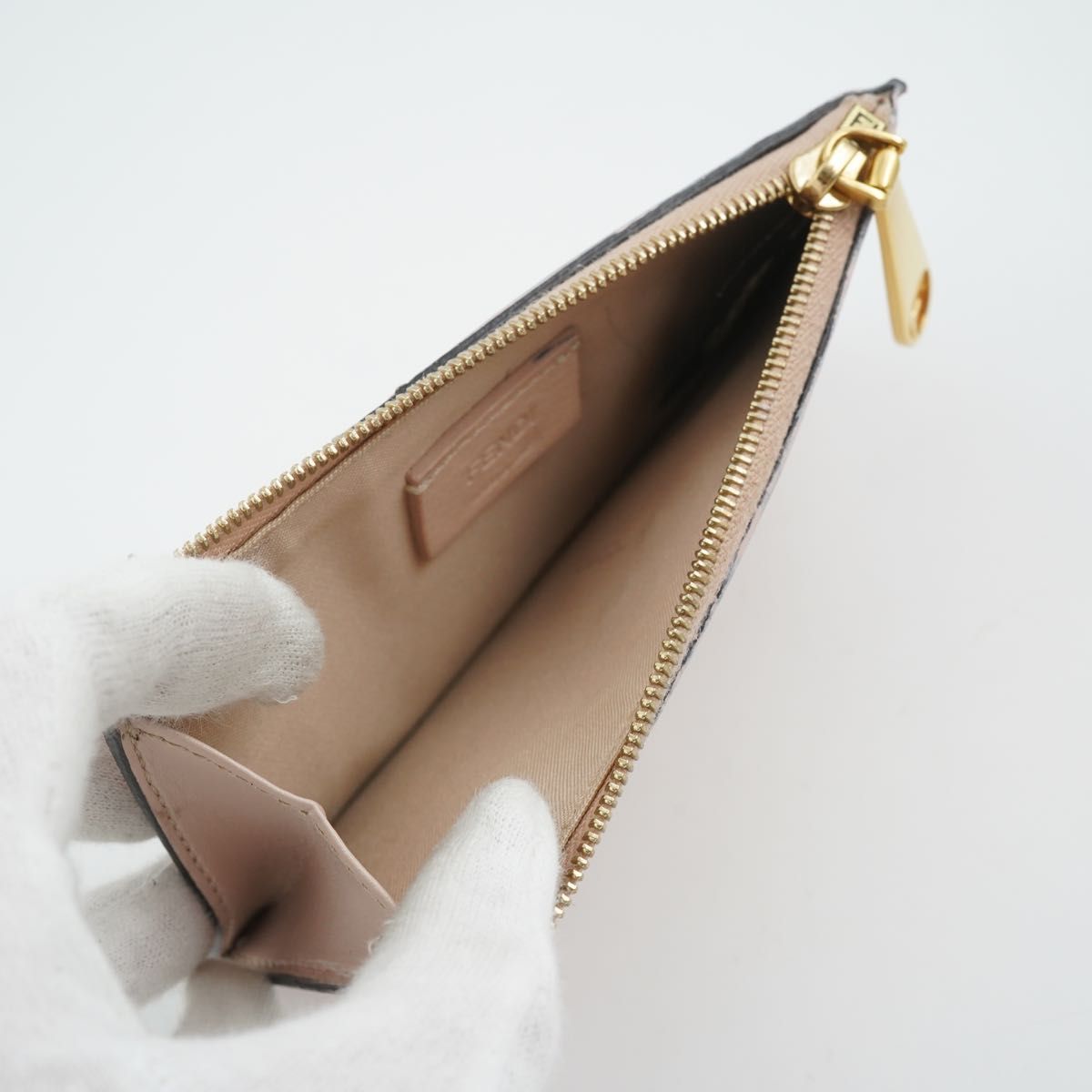 新品未使用】FENDI フェンディ フラグメントケース エフイズ 新品未使用】FENDI フェンディ フラグメントケース エフイズ