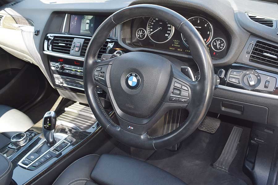 人気のホワイトカラー 高速使用車 ダメージ少 BMW X3 xDrive20d Mスポーツ 正規ディーラー車 出品中の現車確認可能_画像5