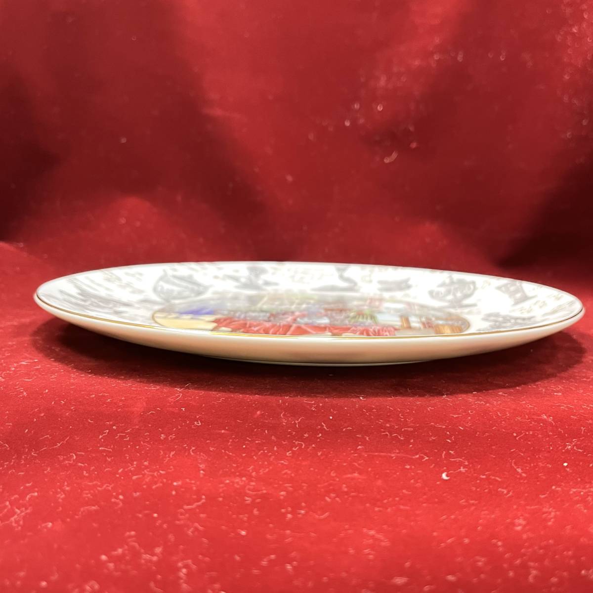 (志木)WEDGWOOD/ウェッジウッド ジャスパーショールーム 1999年 イヤープレート 中皿 プレート 洋食器 陶磁器 イングランド (o)_画像5