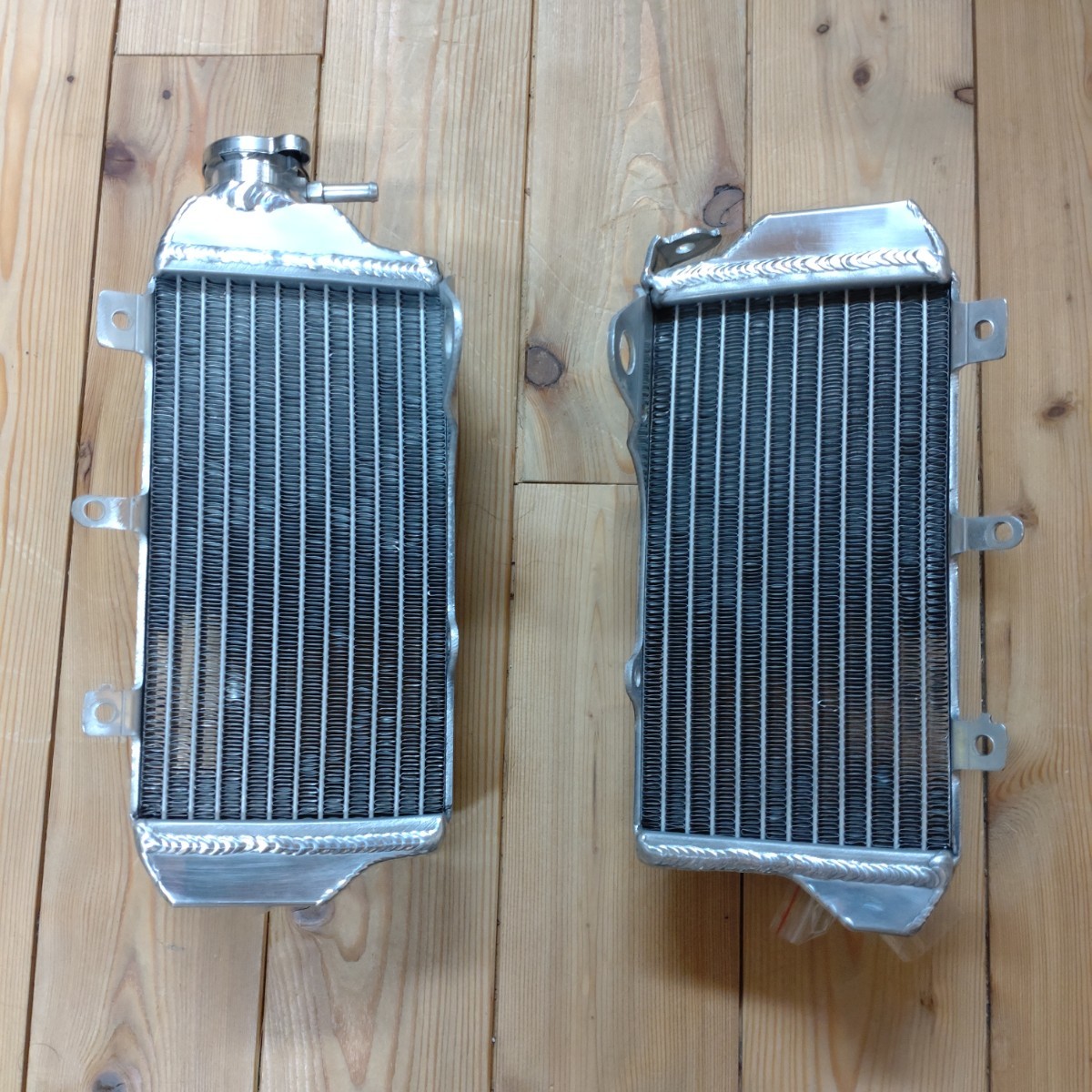 * domestic stock * immediate payment * free shipping * new goods CRF250R CRF250RX radiator 2018-2021