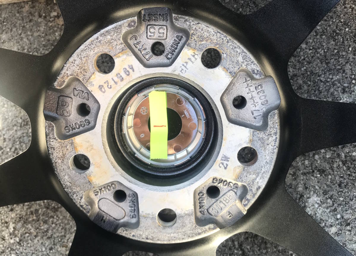 【中古】スタッドレス 215/50R17 G-speed 7J+55 114.3 5H　ナンカン2018年　トヨタ　ヴォクシー　ノア　プリウスαなど_画像8