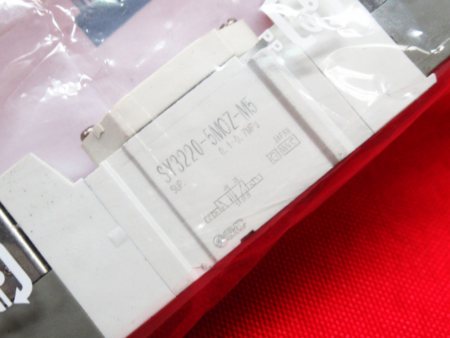 未開封品 SMC SY3220-5MOZ-M5 5ポートソレノイドバルブ 直接配管形 単体 SY3000シリーズ 管理5B1108J-YP19_画像2