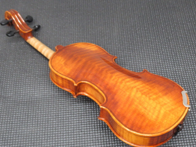 Valente ヴァレンテ VN-30 1/8 バイオリン ヴァイオリン 弓 ケース付き 弦楽器 管理5R11117B-H9_画像3