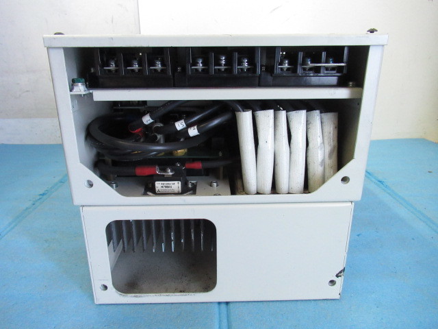 三菱電機 インバーター FREQROL-A200 FR-A221E-15K 通電のみ 管理5X1121E_画像3
