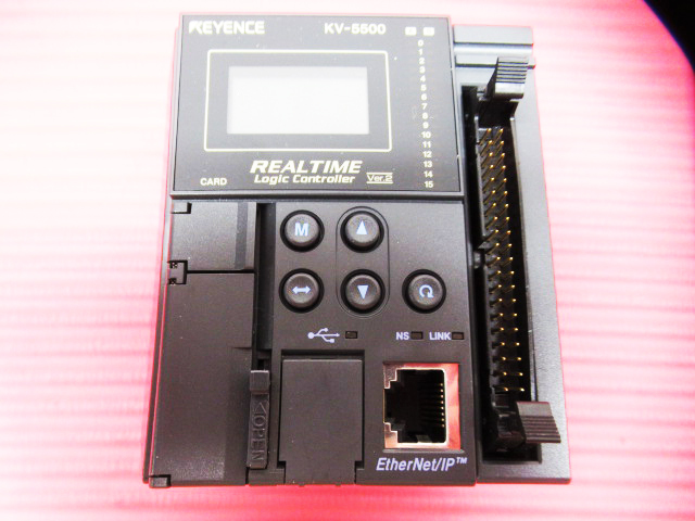 美品 KEYENCE キーエンス KV-5500 CPUユニット 管理5E1128A-B02_画像1